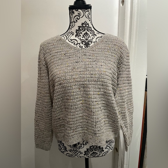 Universal Thread sweater - Picture 2 of 11